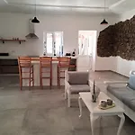 Apartment Theoni's *