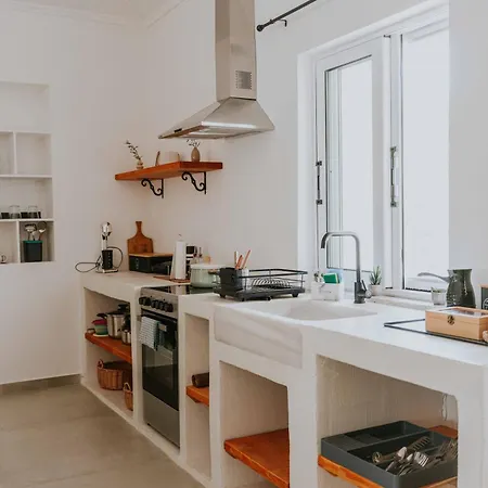 Apartment Theoni's *